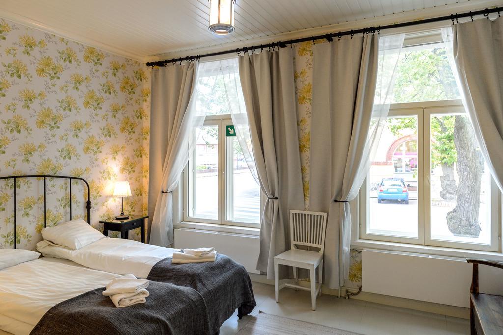 Hotel Bulevard Ханко Екстериор снимка
